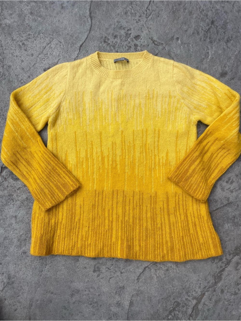 COS Yellow Gradient Mohair Wool Sweater Relaxed Knit - Picture 4 of 8